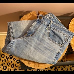 American Eagle light wash jeans